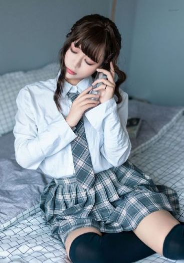 琪琪色热_国产剧电影完整版