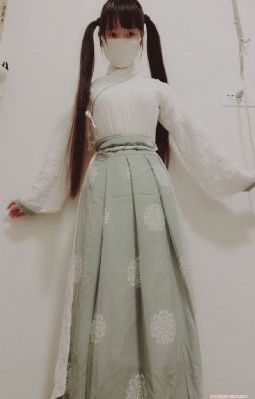 小妈妈的秘密_1080电影在线观看